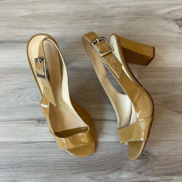 Kate Spade Tan Patent Leather Heels - Picture 1 of 11